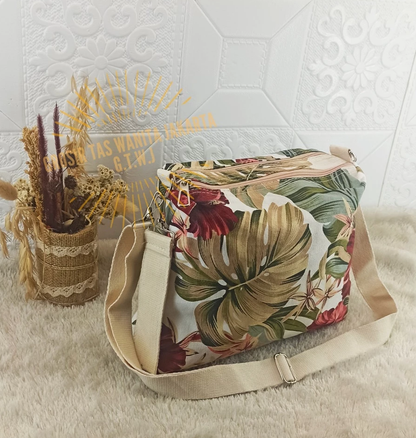 Floral Canvas Crossbody Bag - BOXALOTA